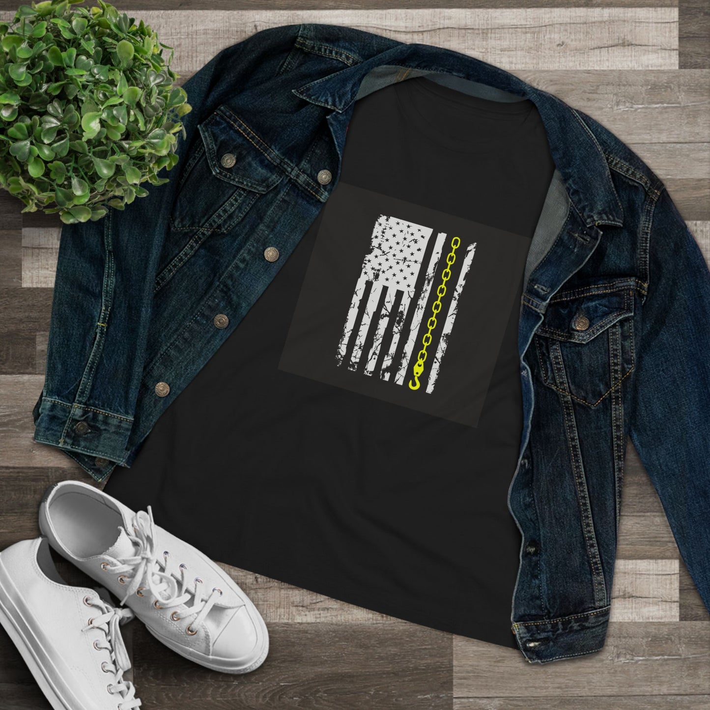 Thin Yellow Line Women's Short Sleeve Crewneck Tee