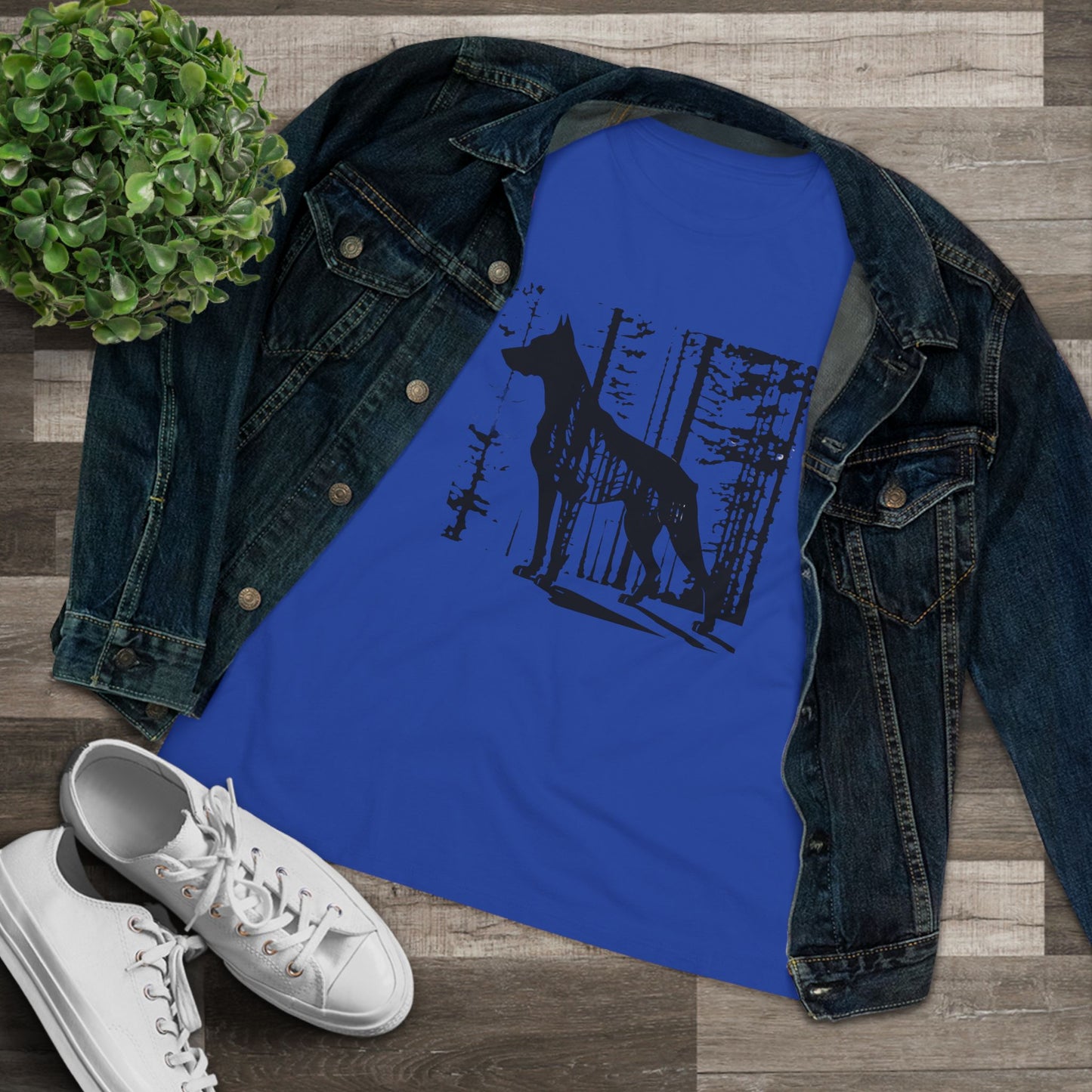 Guardian Of The Forest Women's Short Sleeve Crewneck Tee