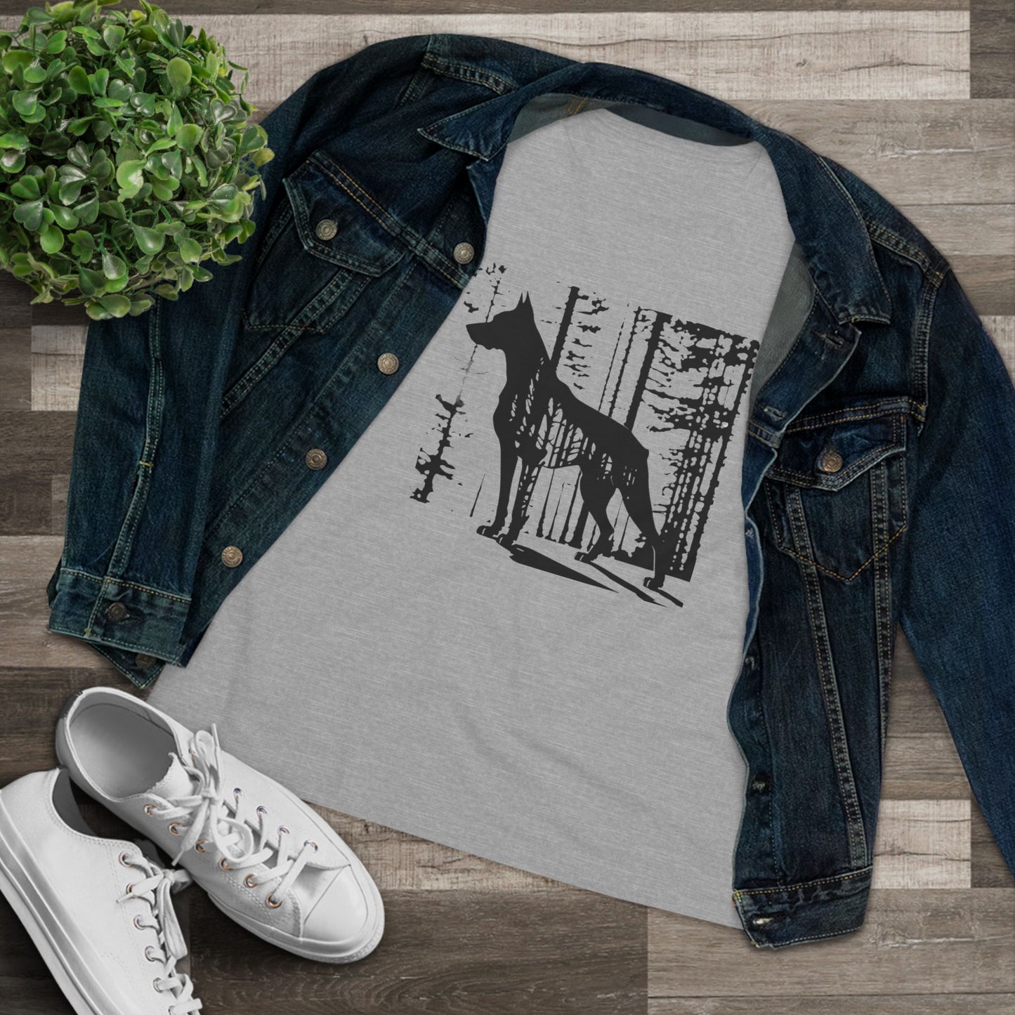 Guardian Of The Forest Women's Short Sleeve Crewneck Tee
