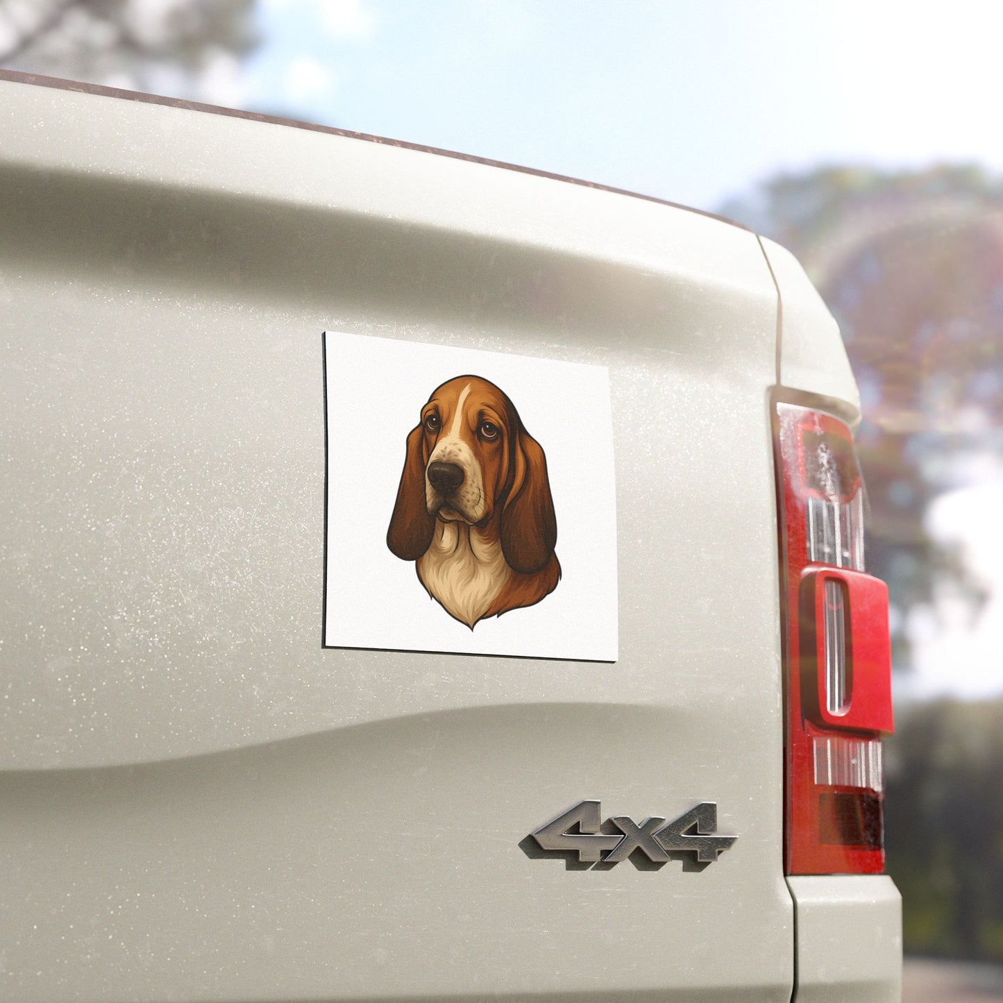 Basset Hound Head Indoor/Outdoor Magnet