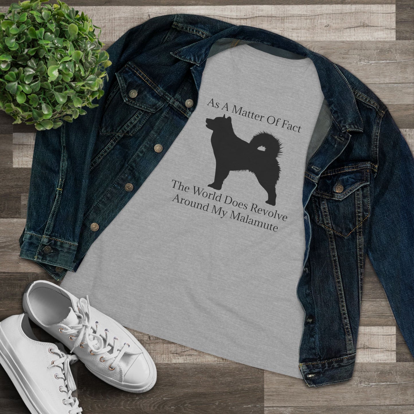 Matter Of Fact Malamute Women's Short Sleeve Crewneck Tee