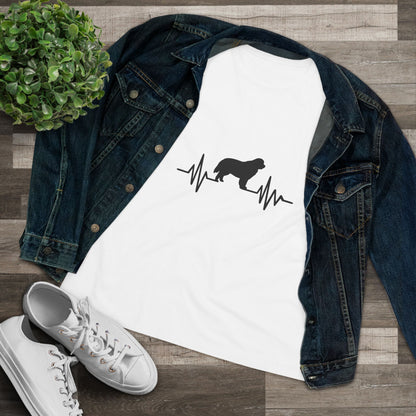 My Heart Beats For Newfies Women's Short Sleeve Crewneck Tee