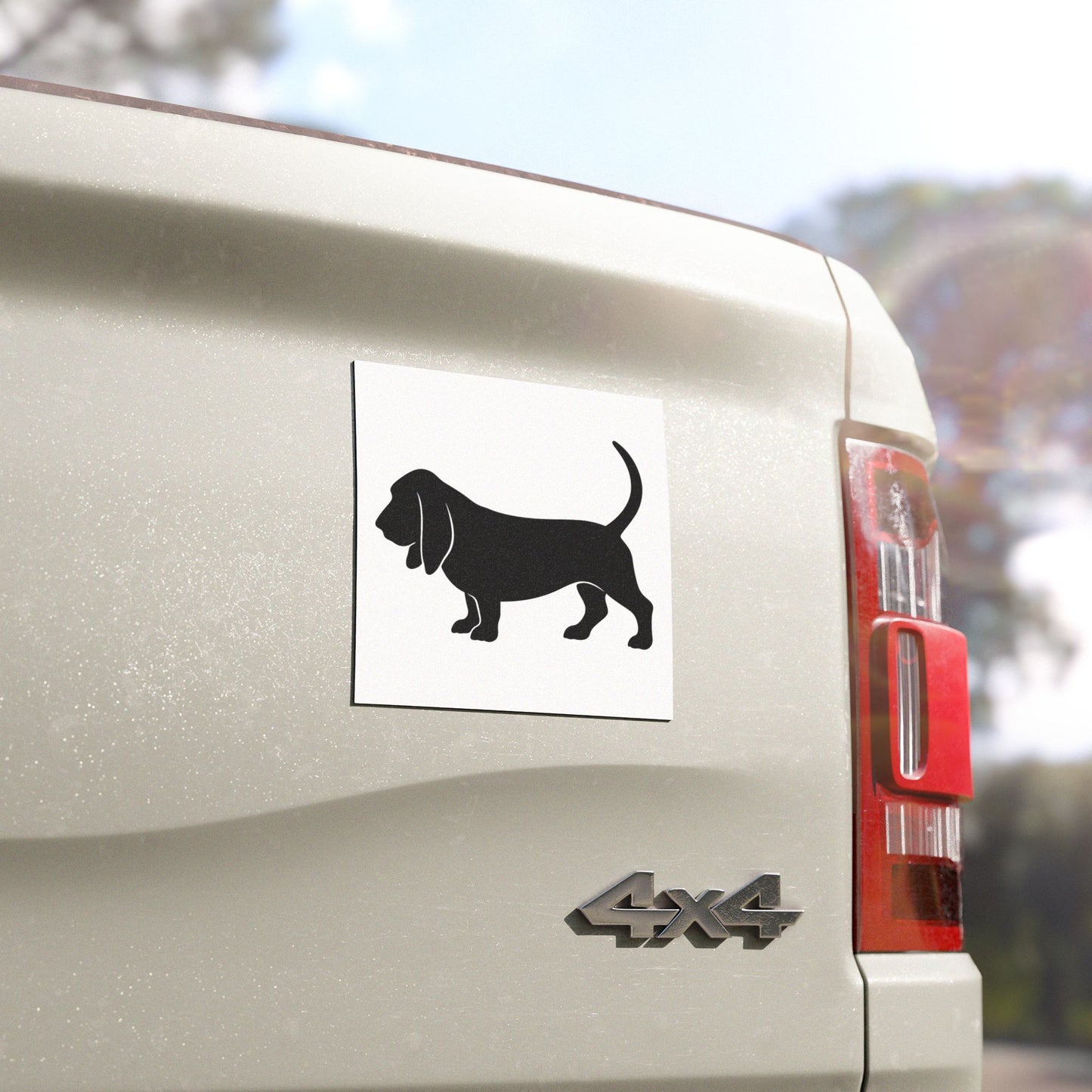 Basset Hound Silhouette Indoor/Outdoor Magnet