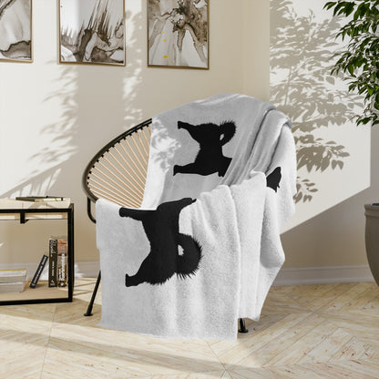 Malamute Silhouette Velveteen Microfiber Blanket