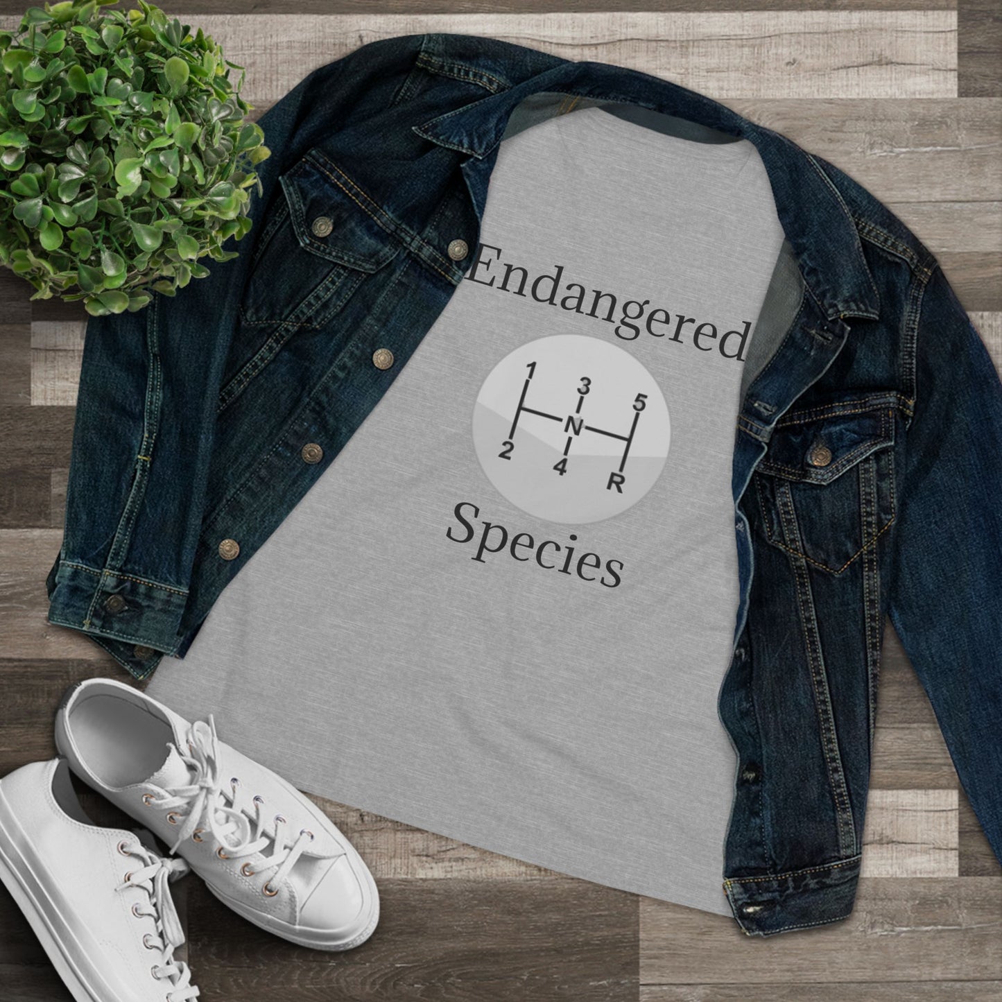 Endangered Species Women's Short Sleeve Crewneck Tee