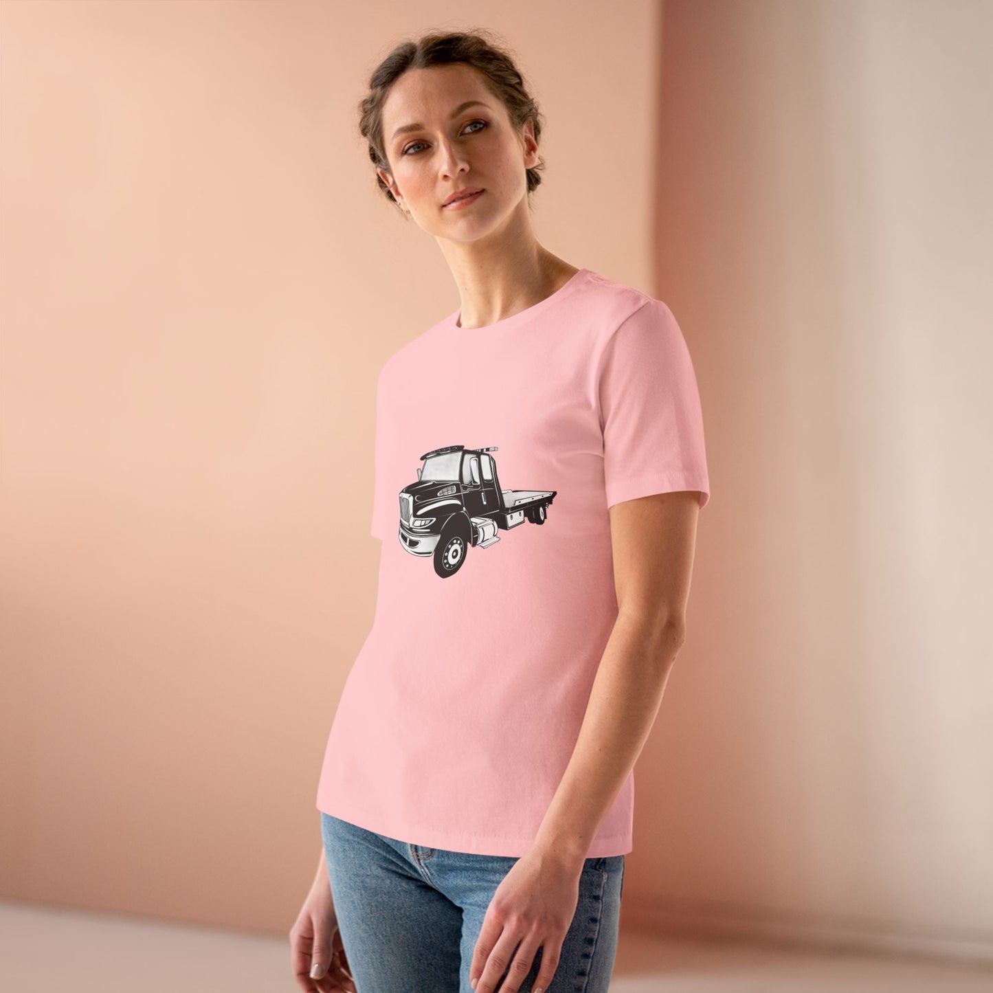Flatbed Tow Truck Women's Short Sleeve Crewneck Tee