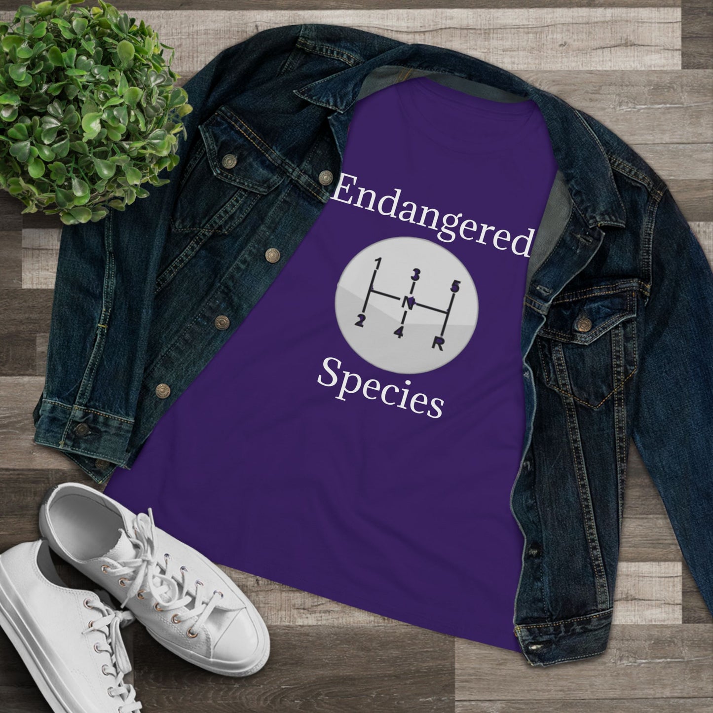 Endangered Species Women's Short Sleeve Crewneck Tee