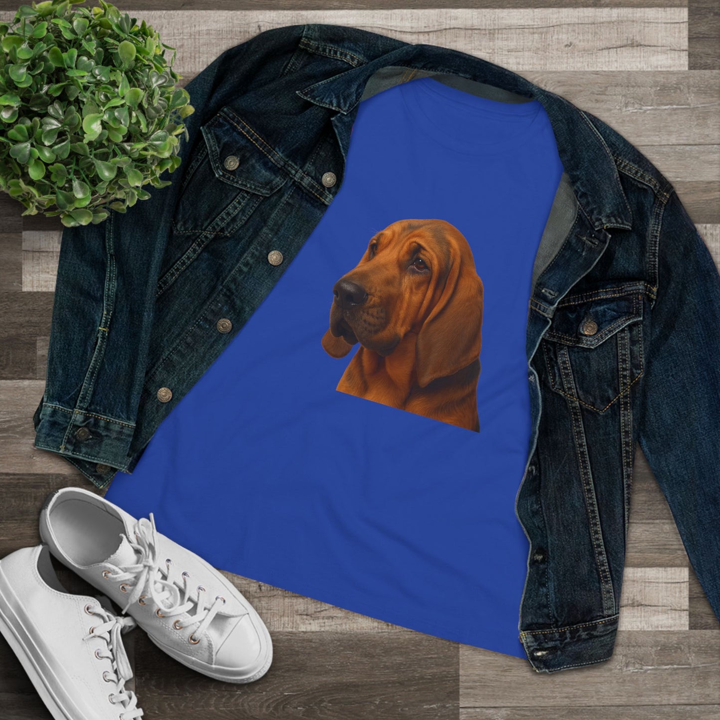 Bloodhound Head Women's Short Sleeve Crewneck Tee