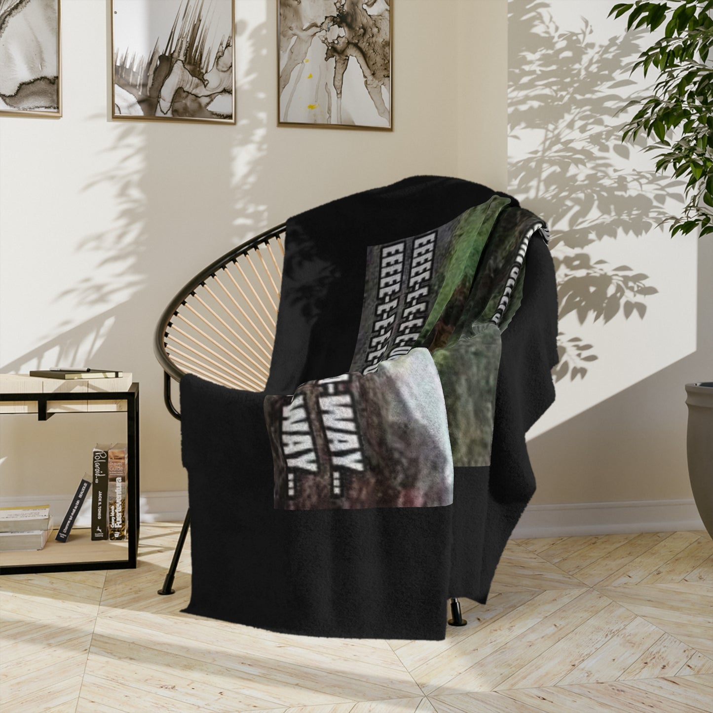 Semi Sleeps Velveteen Microfiber Blanket