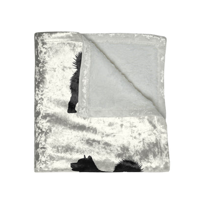 Malamute Silhouette Crushed Velvet Blanket