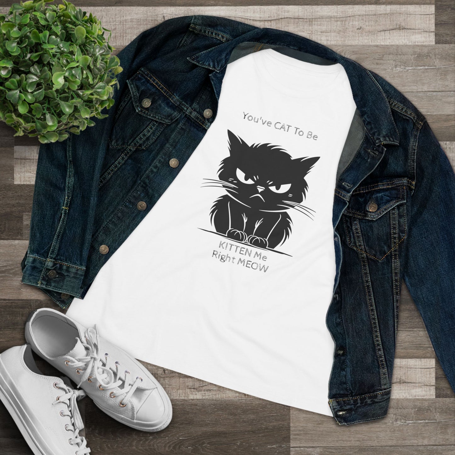 KITTEN Me Women's Short Sleeve Crewneck Tee
