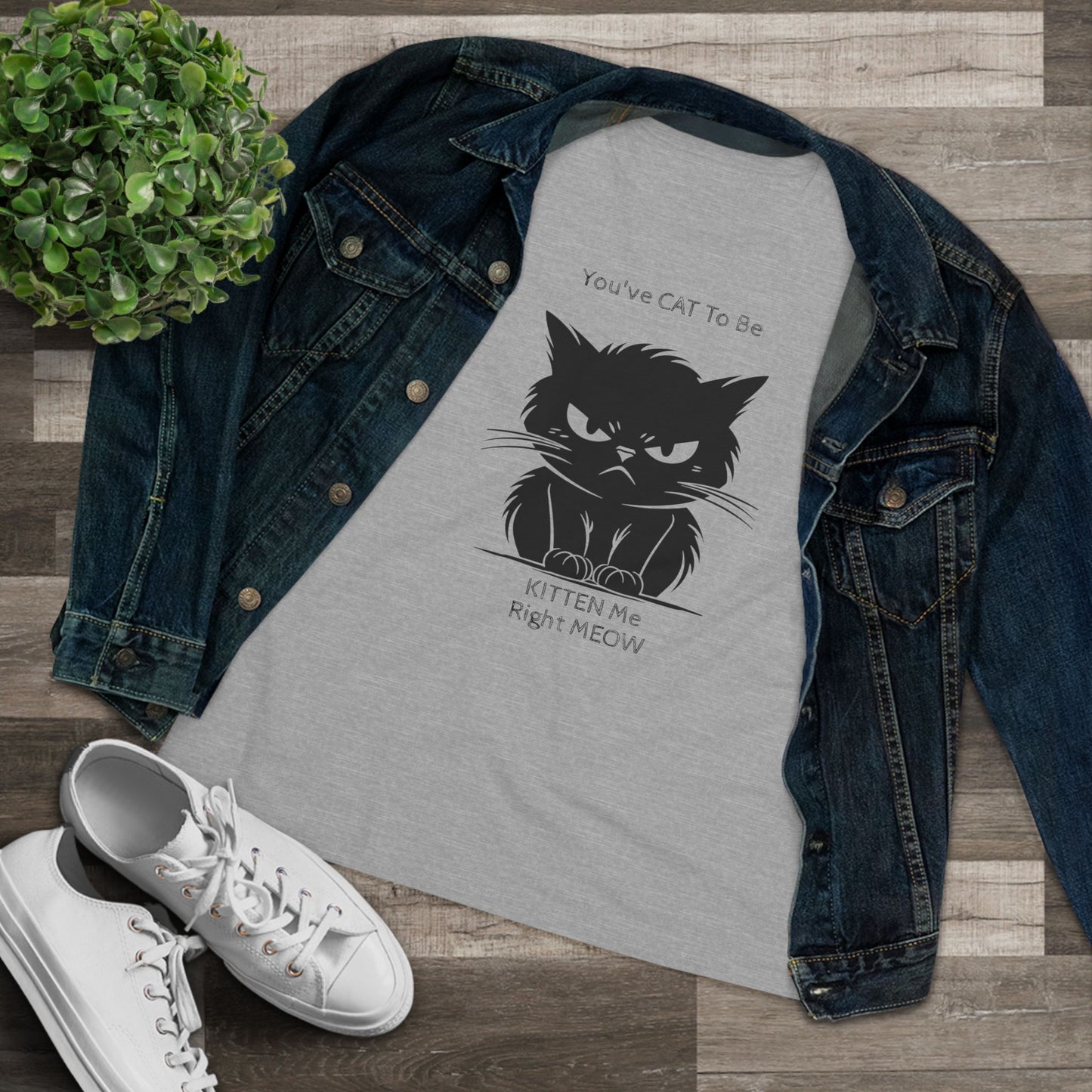KITTEN Me Women's Short Sleeve Crewneck Tee
