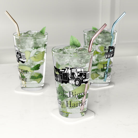 Hook Bigger Drinking Glass