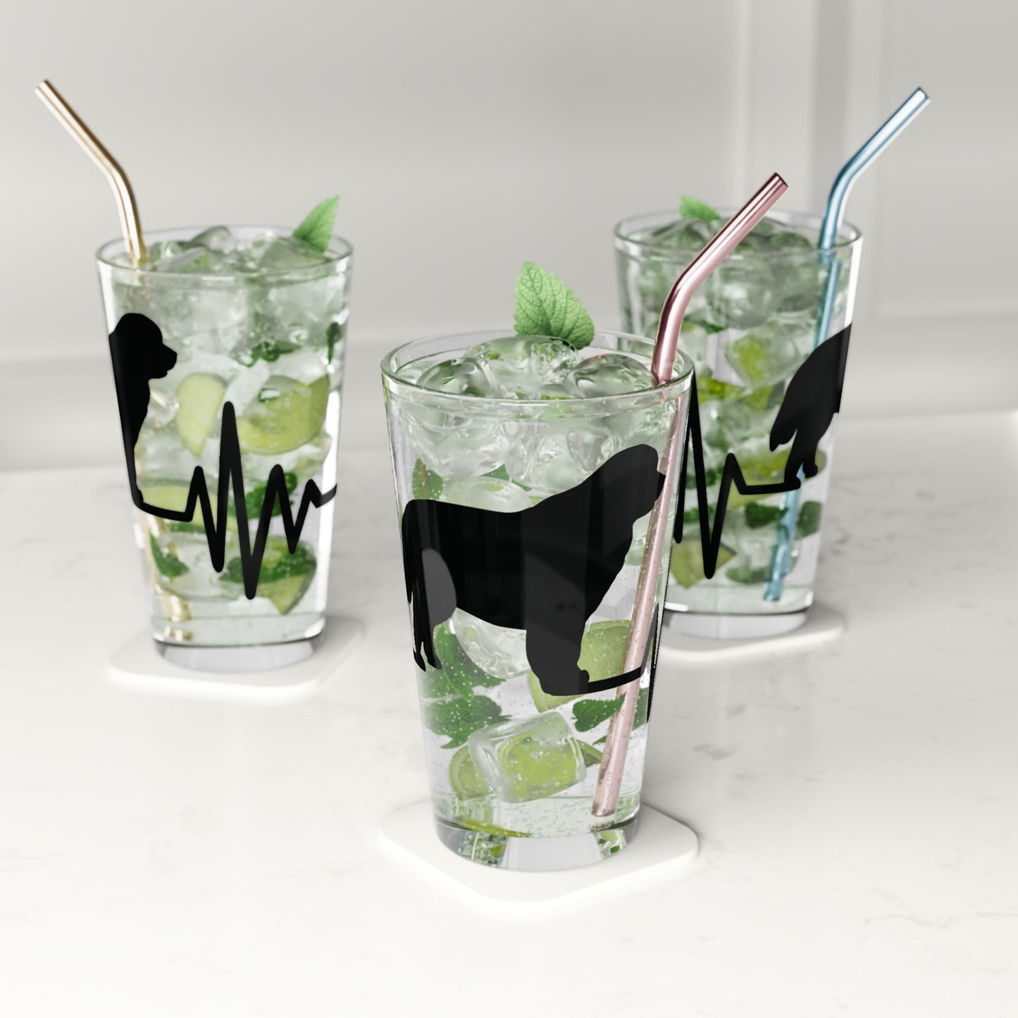 My Heart Beats For Newfies Drinking Glass