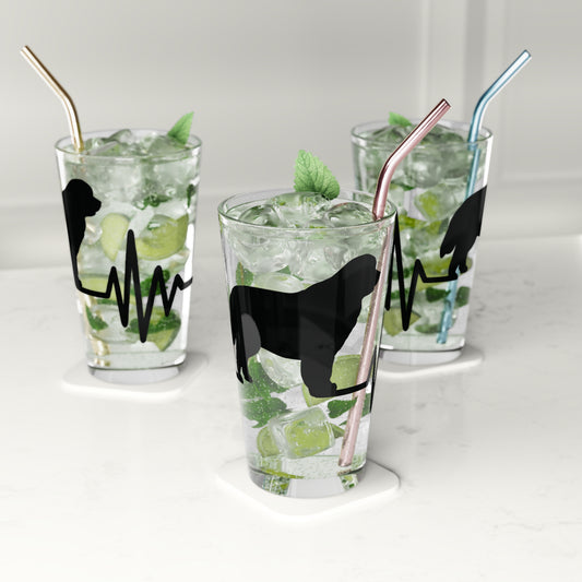 My Heart Beats For Newfies Drinking Glass